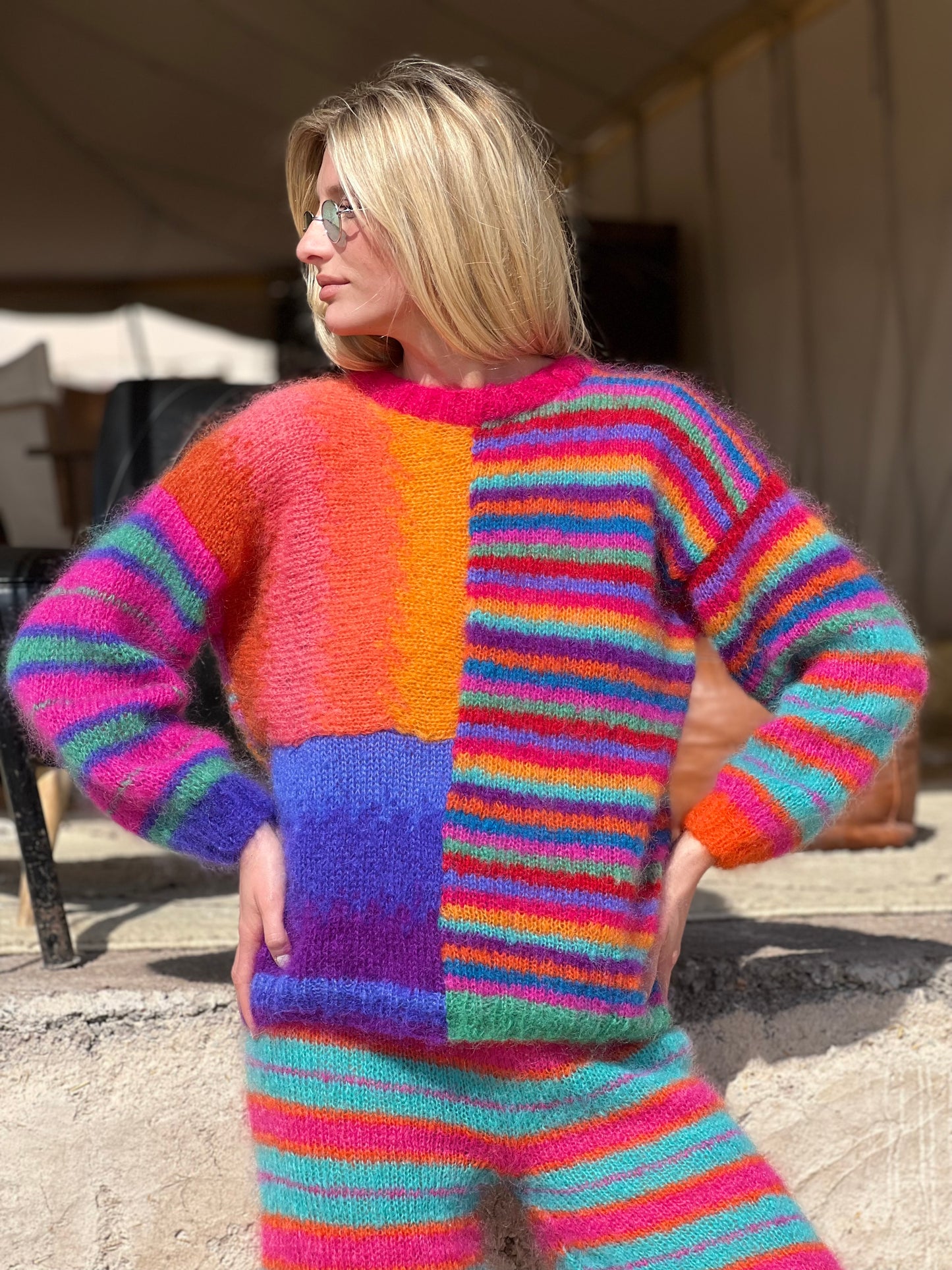 SWEATER PATCHWORK STRONGS
