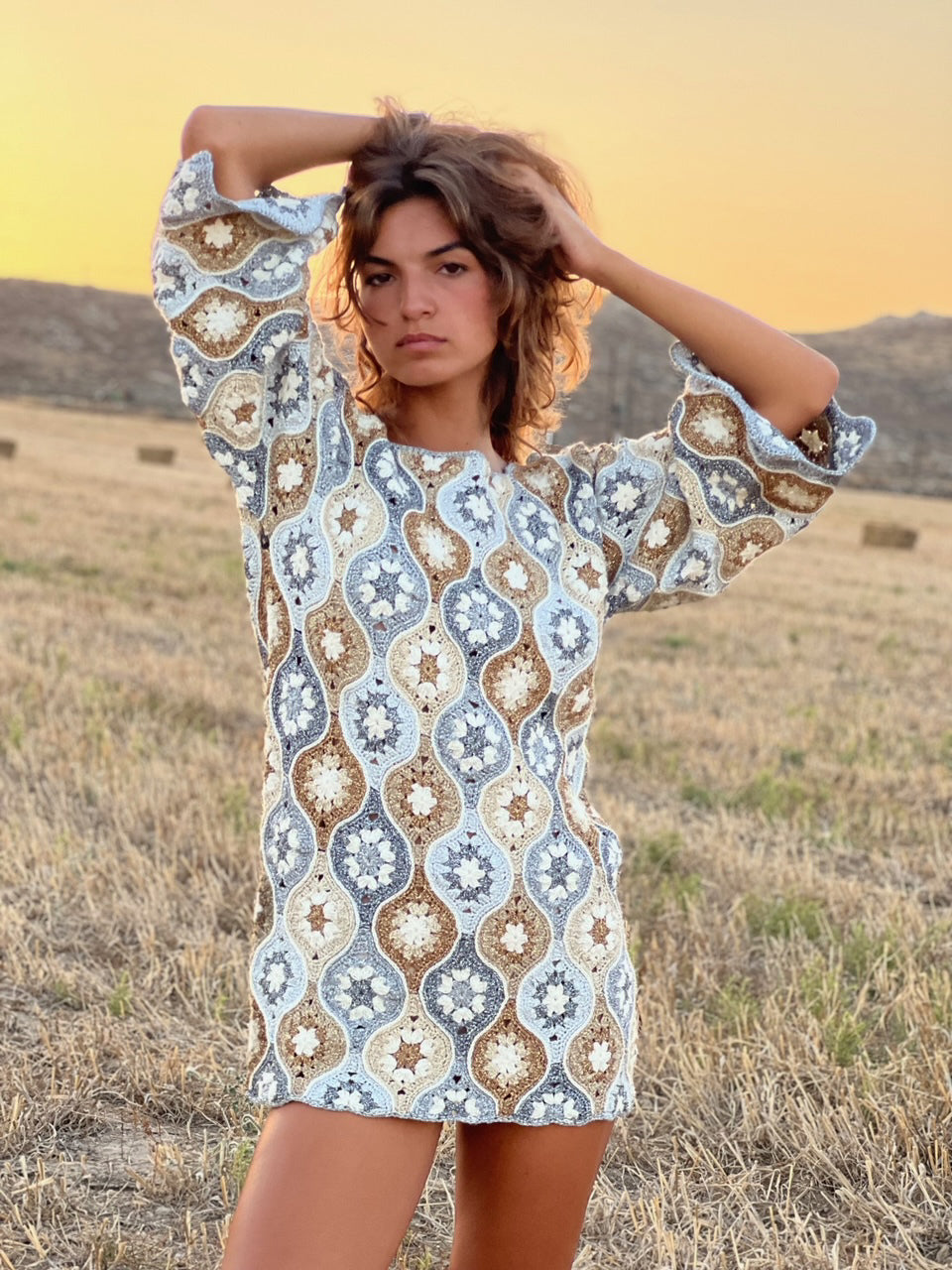 DRESS SLEEVES 3/4 LUXURY GOLD & SILVER