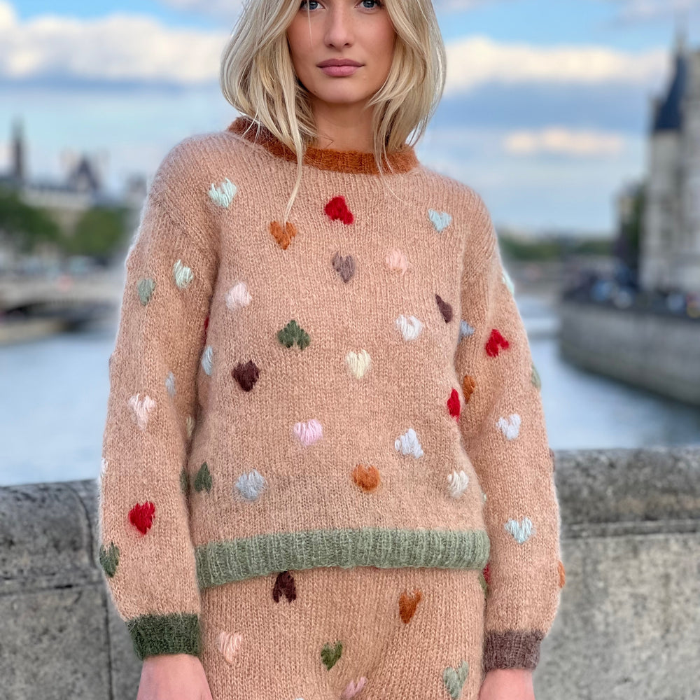 
                  
                    SWEATER MON AMOUR BEIGE
                  
                