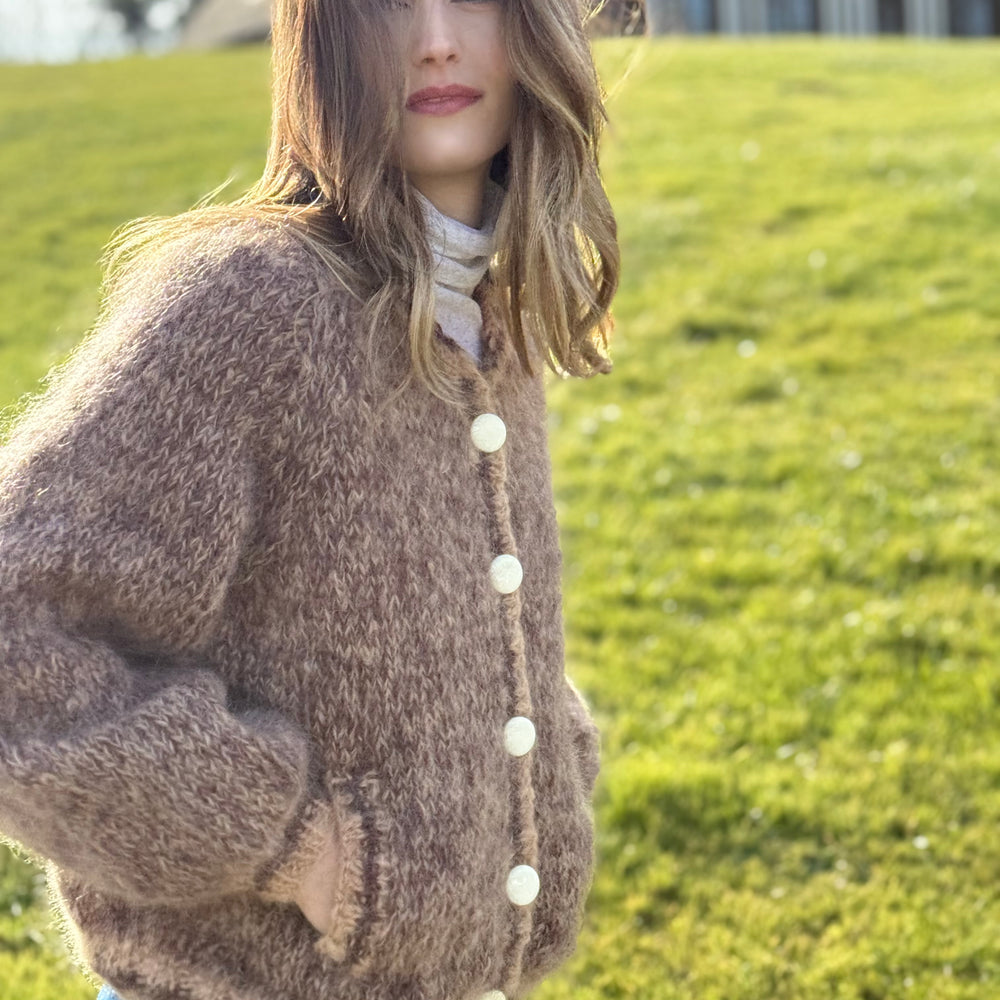 
                  
                    BOMBERS NUAGE BEIGE/CHOCO
                  
                