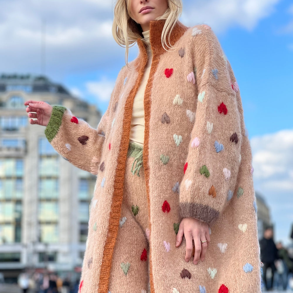 
                  
                    COAT MON AMOUR BEIGE
                  
                