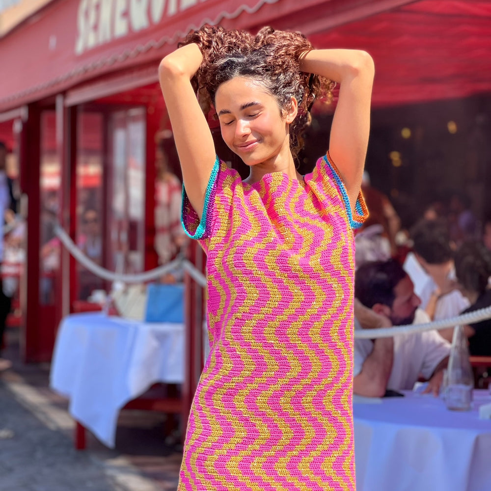 
                  
                    ROBE SANS MANCHES ZIGZAG ROSE/CURRY
                  
                