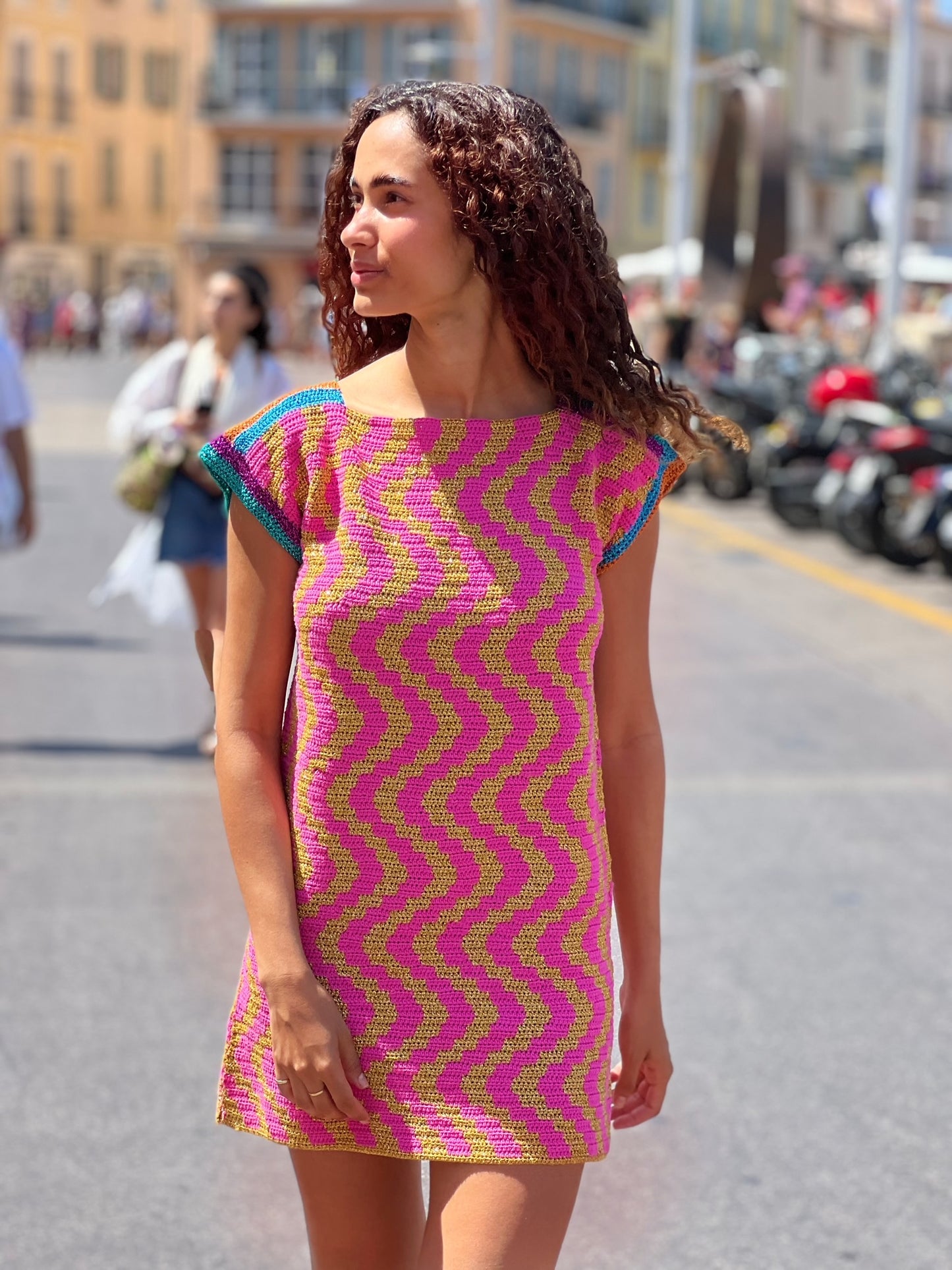 DRESS NO SLEEVES ZIGZAG PINK