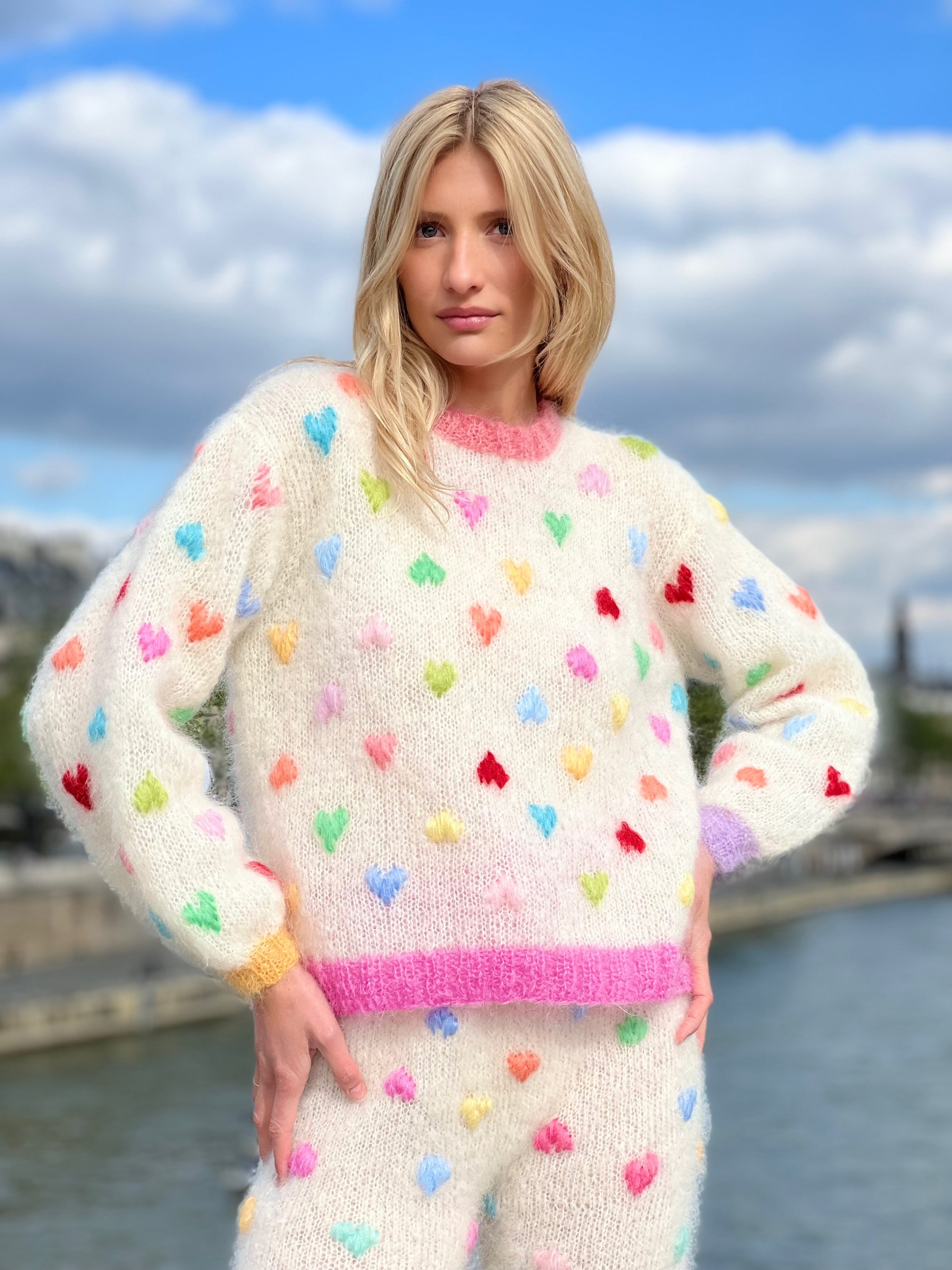 SWEATER MON AMOUR ECRU – Rose Carmine