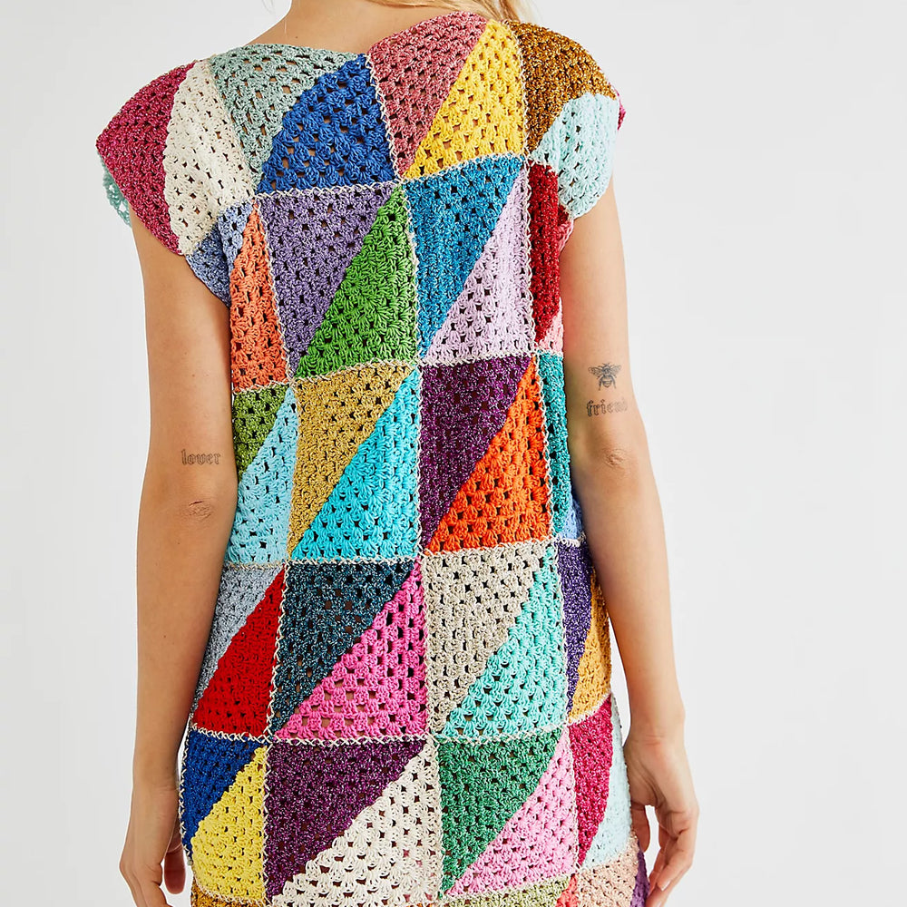 
                  
                    ROBE COURTE DIAGONALES MULTICOLORE SANS MANCHES 
                  
                