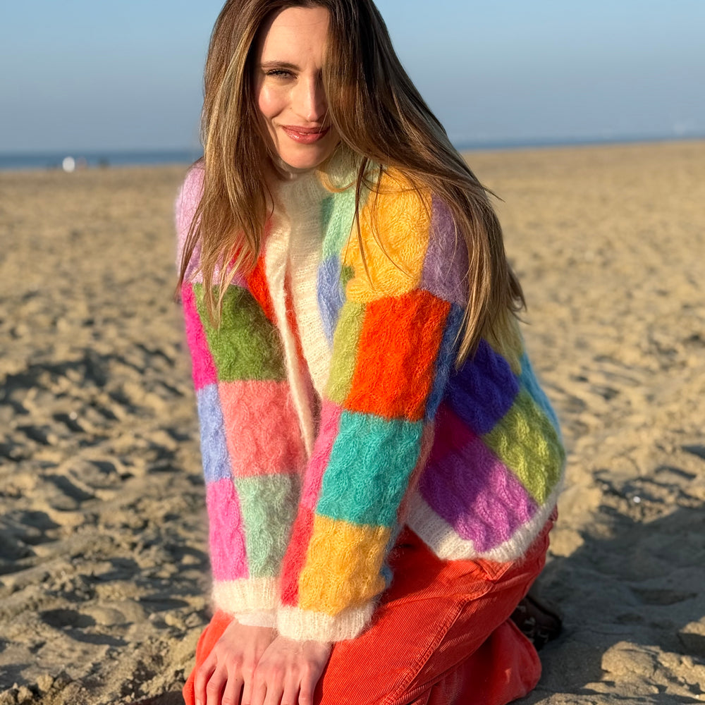 
                  
                    JACKET FANTASIA MULTICOLORE
                  
                