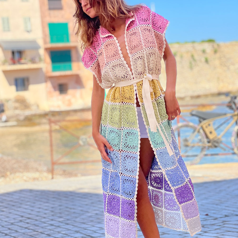 
                  
                    COAT NO SLEEVES PRINCESSE PASTELS
                  
                