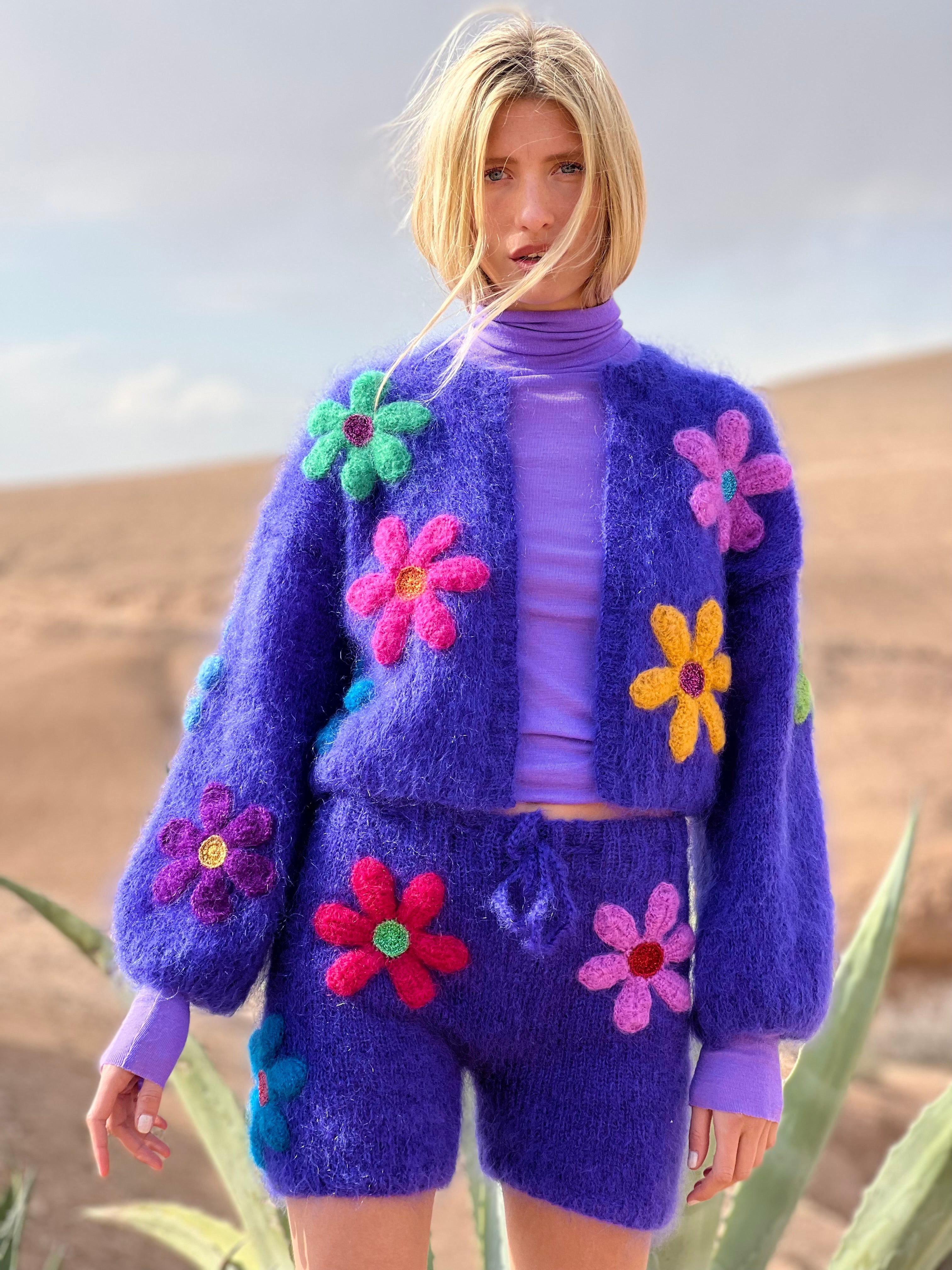Rose flower motif cardigan | Treat ürself