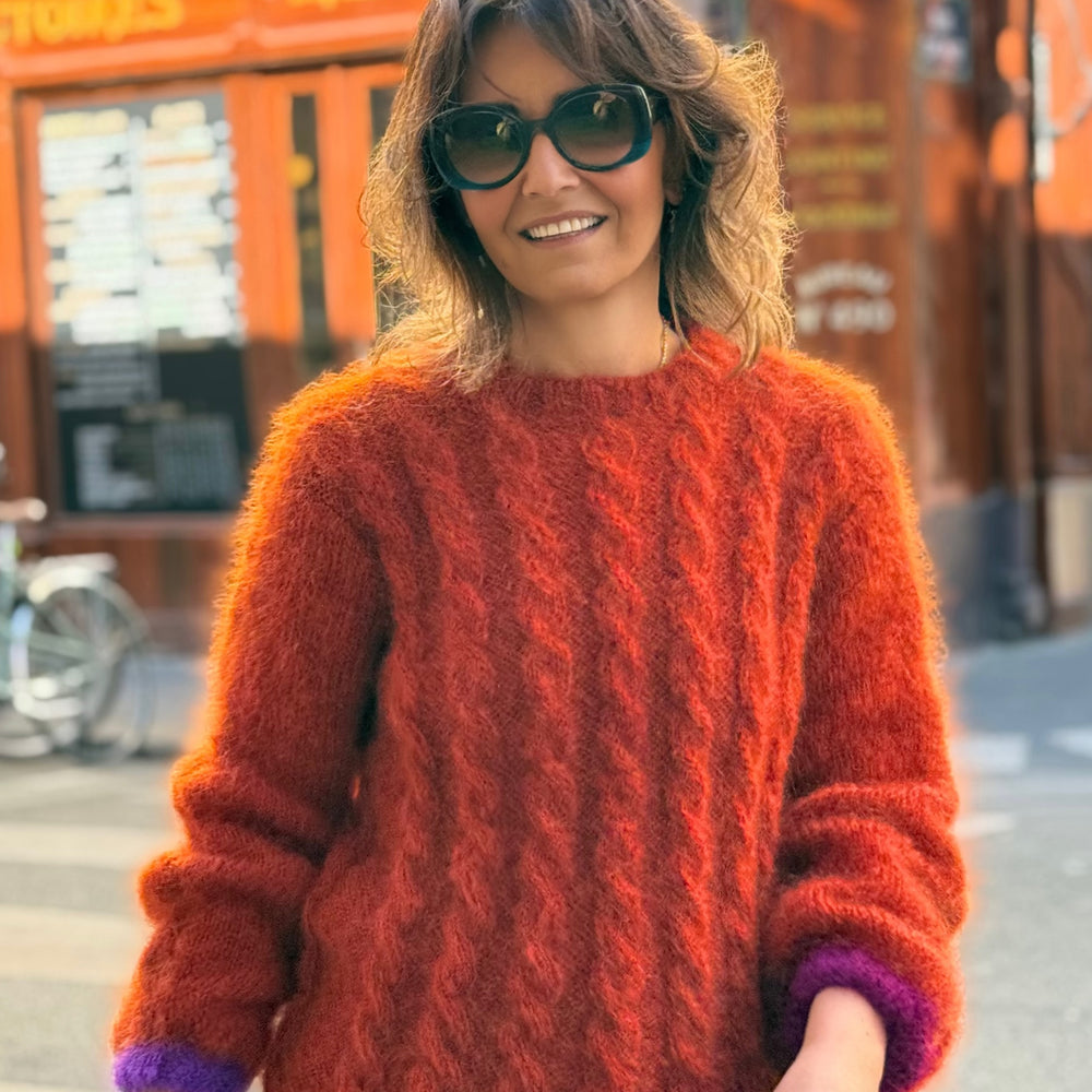 
                  
                    MY BEAUTIFUL SWEATER TORSADES
                  
                