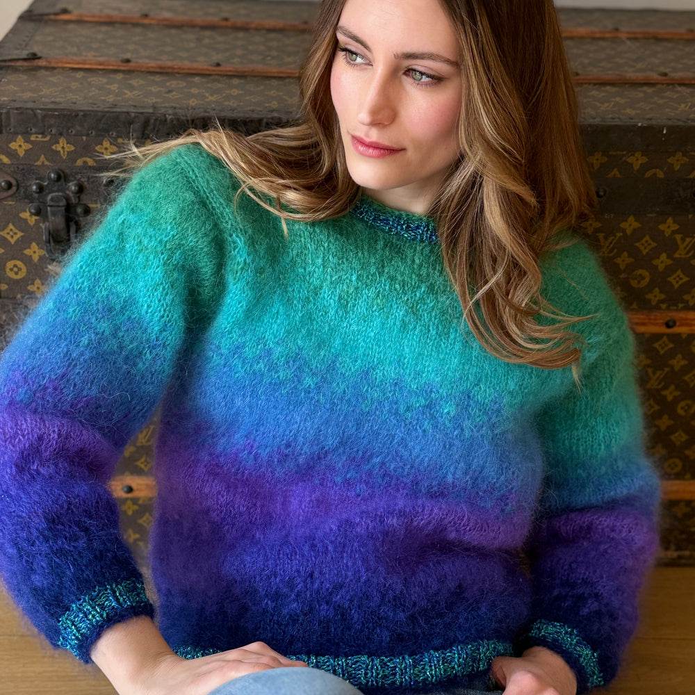 
                  
                    SWEATER TIE&DYE VERT/MARINE
                  
                