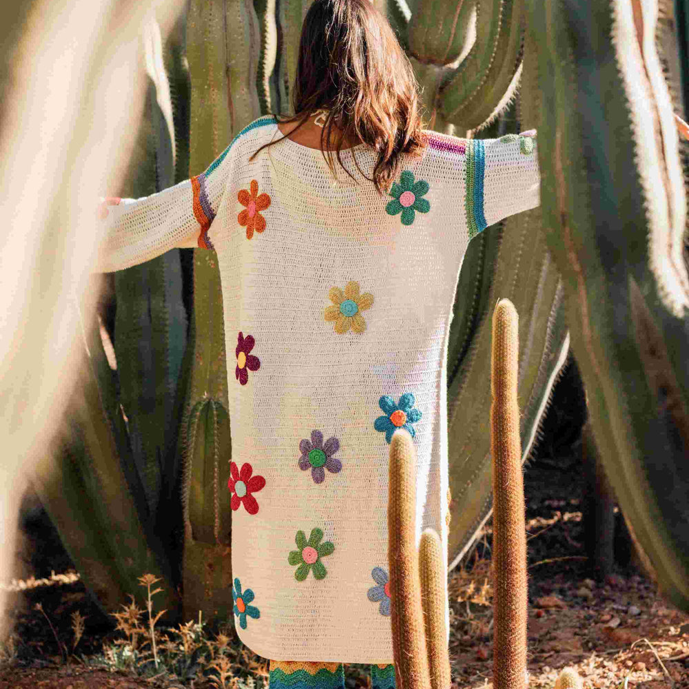 
                  
                    COAT FREE FLOWERS ECRU (Spring / Summer)
                  
                