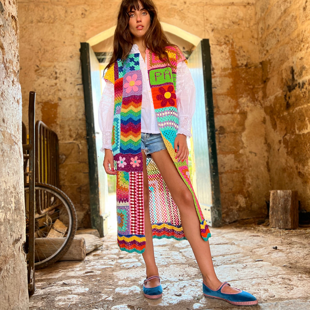 
                  
                    MANTEAU SANS MANCHES COUTURE
                  
                