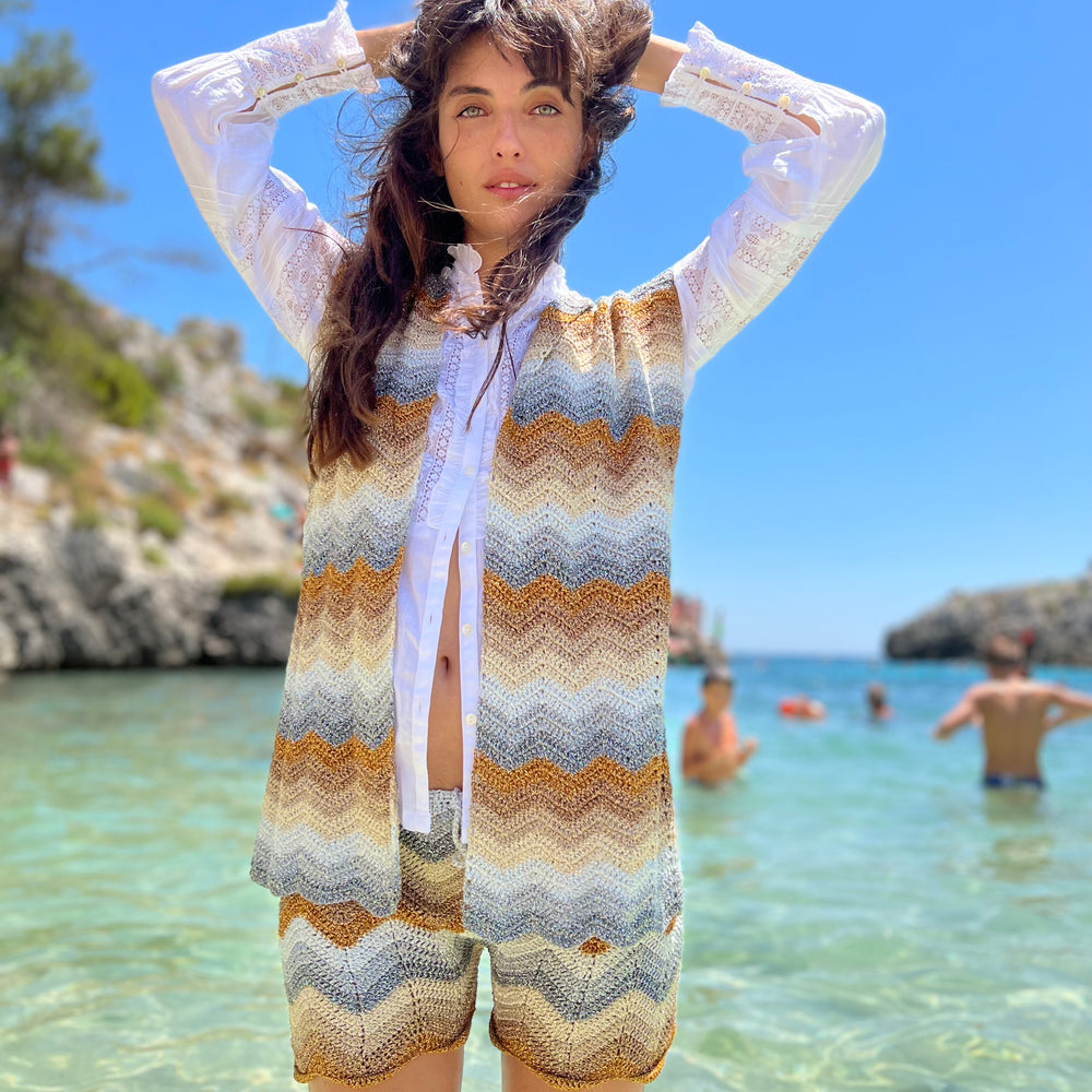 LITTLE JACKET NO SLEEVES WAVE LUREX GOLD & SILVER